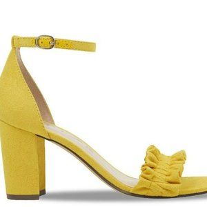 Unisa Undiara Yellow Sandal - New w/o Box - Size 10 - Retail $80
